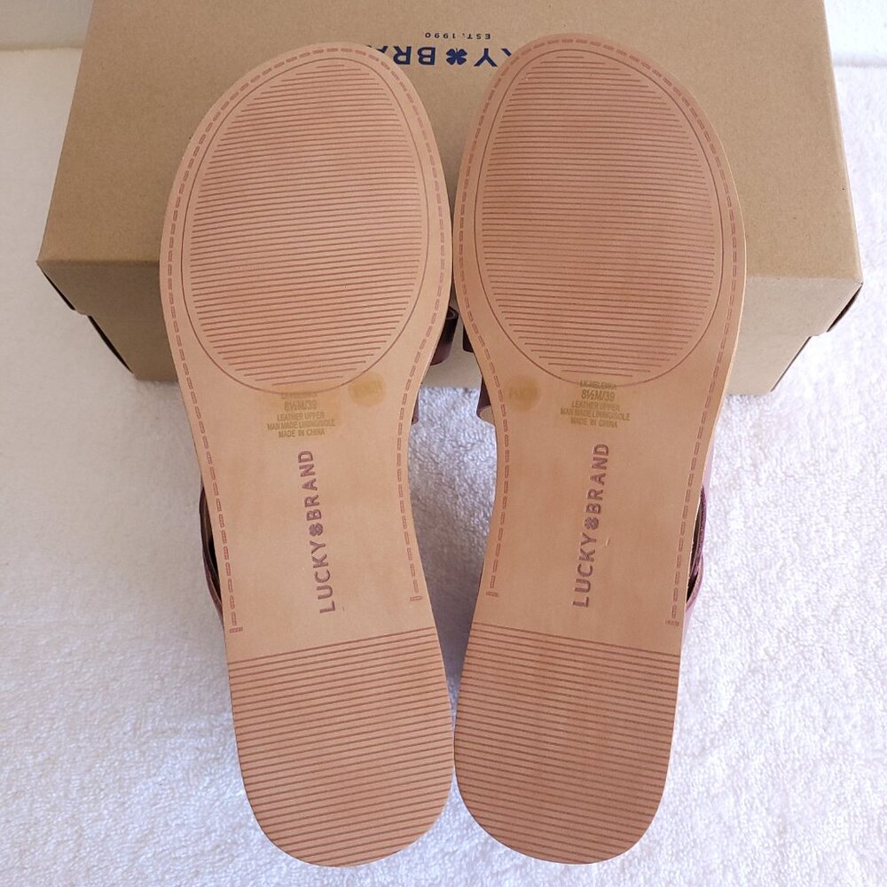New Lucky Brand Women's "Helenka" leather sandal in amazing Mauve color - Picture 9 of 10